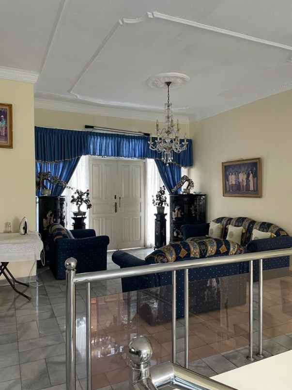 dijual rumah pondok kelapa
