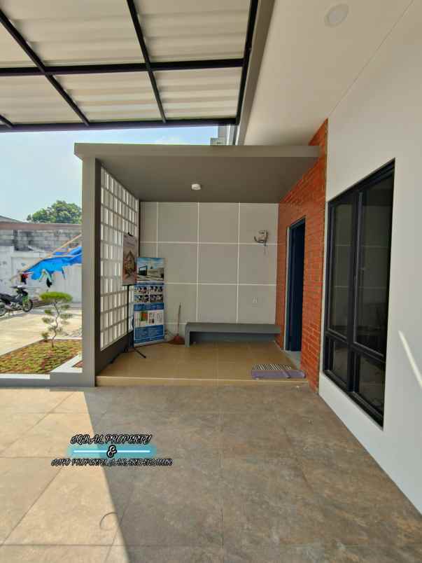 dijual rumah pondok kelapa