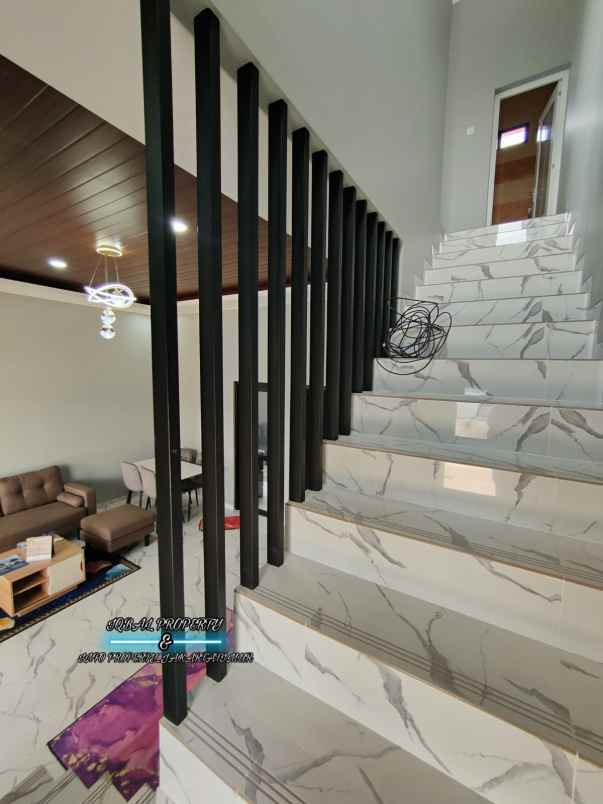 dijual rumah pondok kelapa