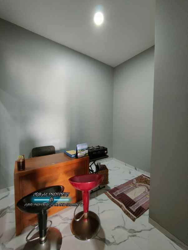 dijual rumah pondok kelapa