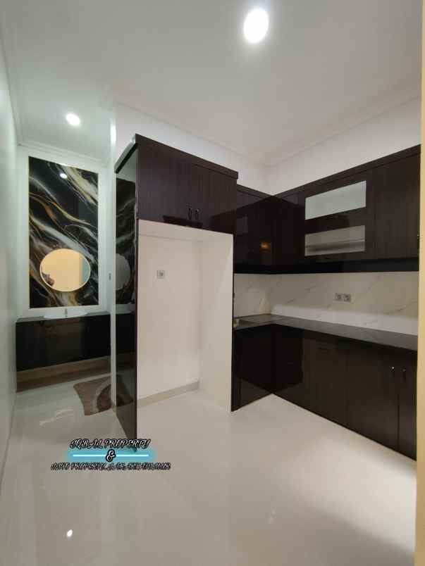 dijual rumah pondok kelapa jakarta timur