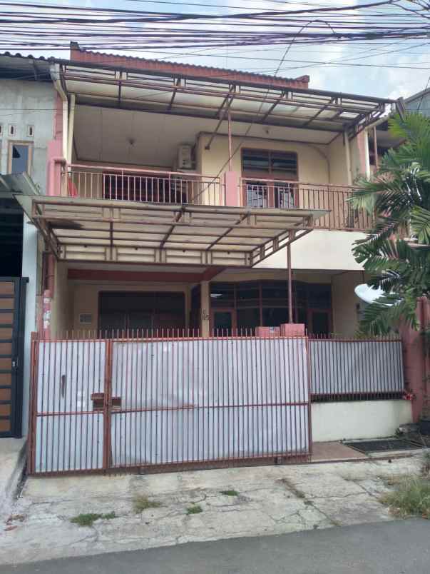 dijual rumah pondok kelapa perumkar