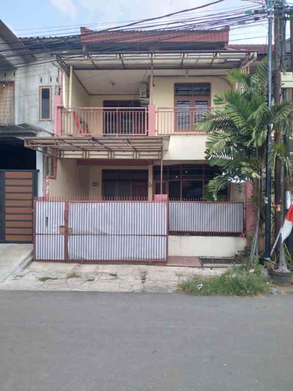 dijual rumah pondok kelapa perumkar