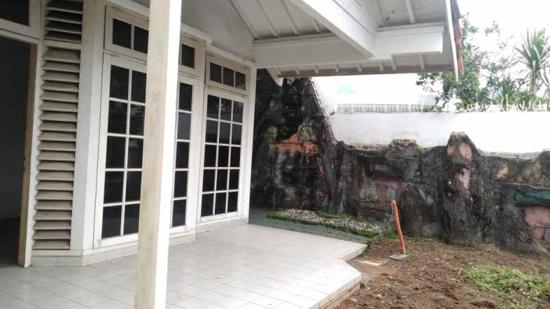 dijual rumah pondok pinang