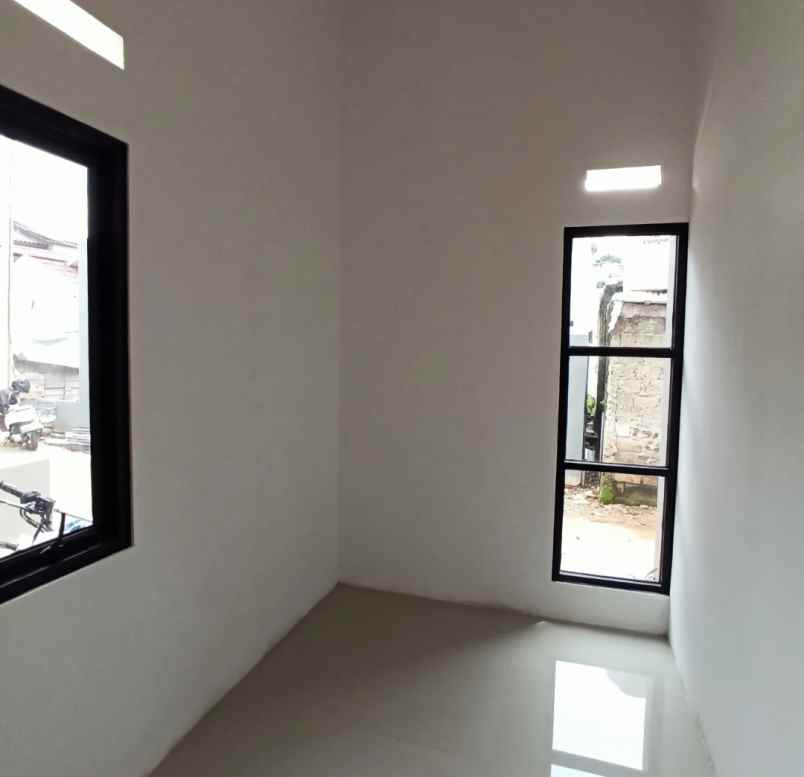 dijual rumah pondok terong cipayung depok