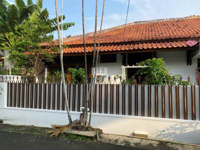 dijual rumah pulo gadung