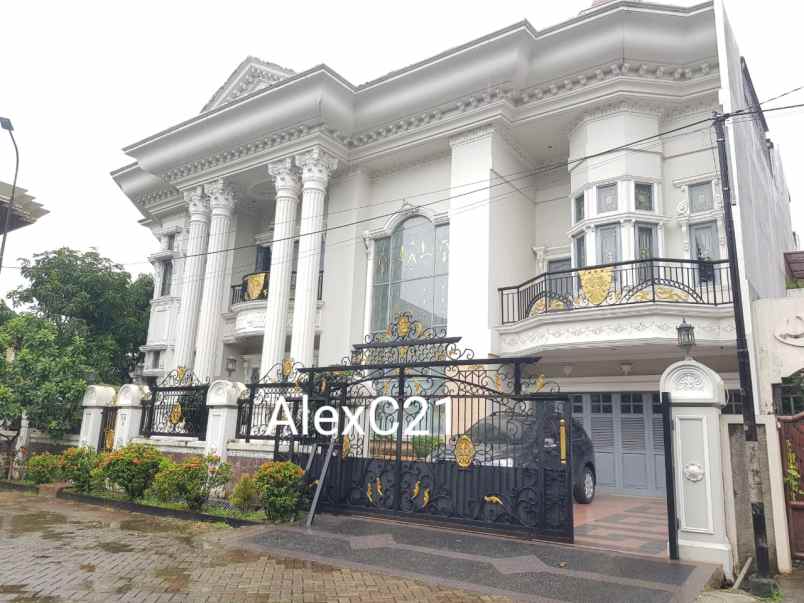 dijual rumah pulo gebang