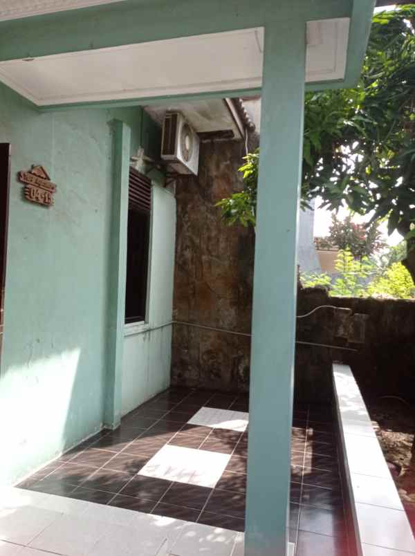 dijual rumah purianjasmoro