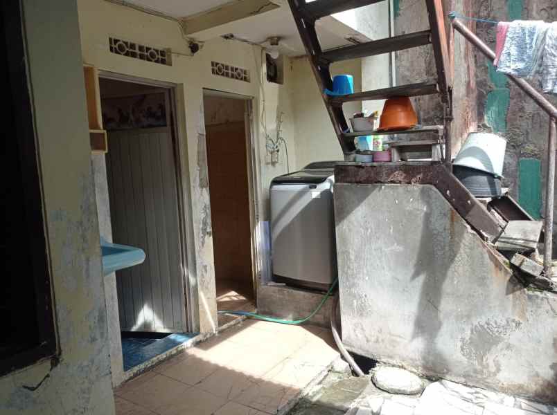 dijual rumah purianjasmoro