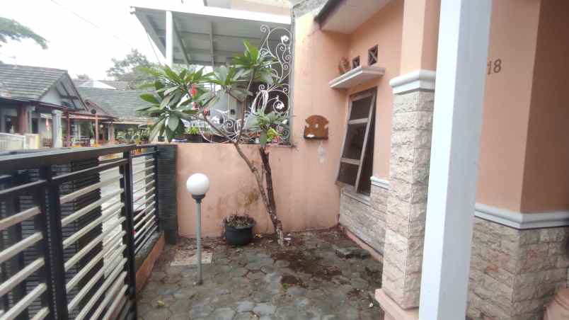 dijual rumah purwomartani