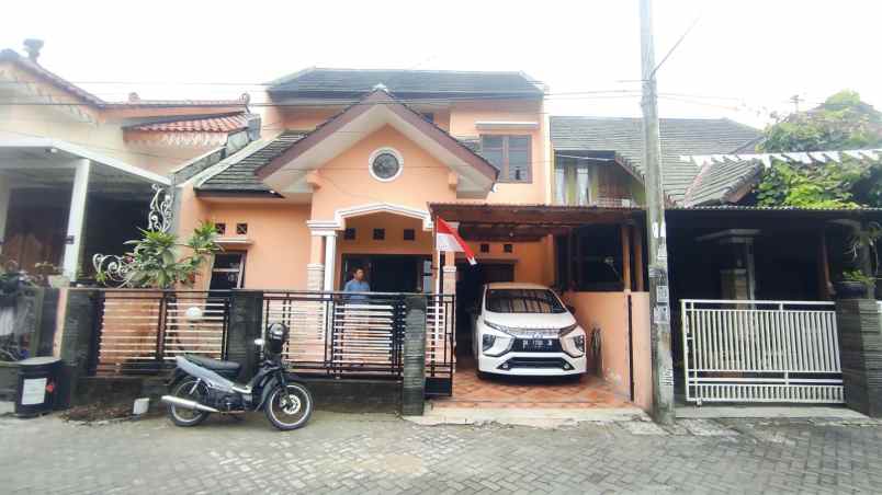 dijual rumah purwomartani