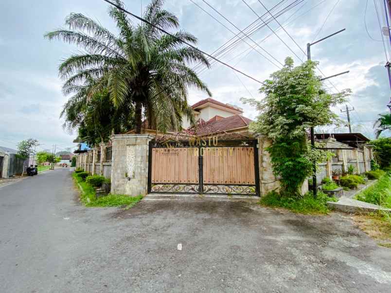 dijual rumah purwomartani kalasan