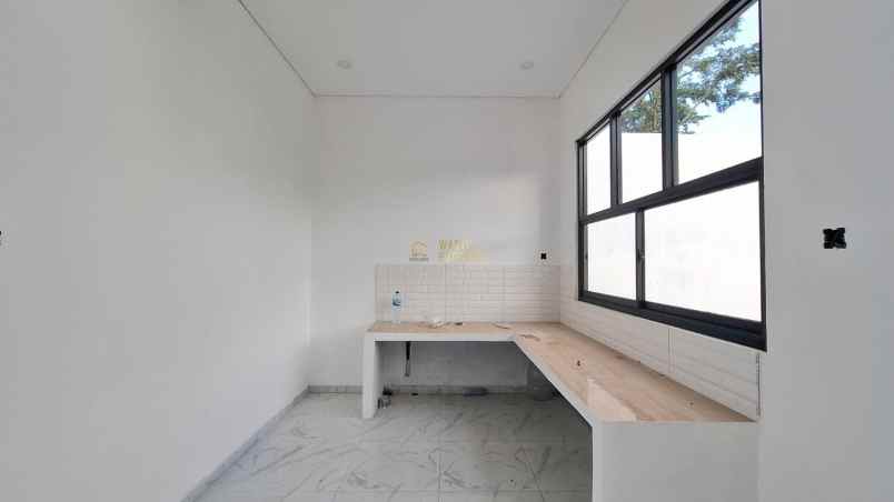 dijual rumah purwomartani kalasan