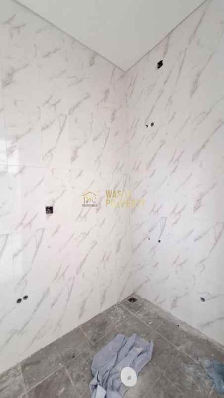 dijual rumah purwomartani kalasan