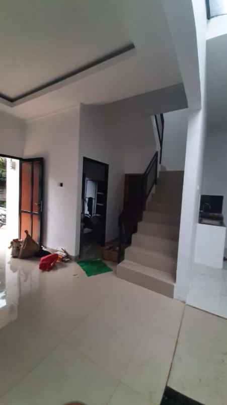 dijual rumah ragajaya