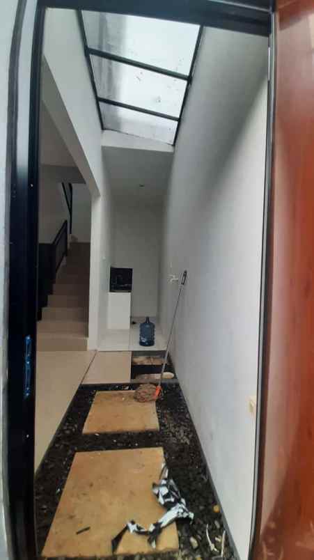 dijual rumah ragajaya