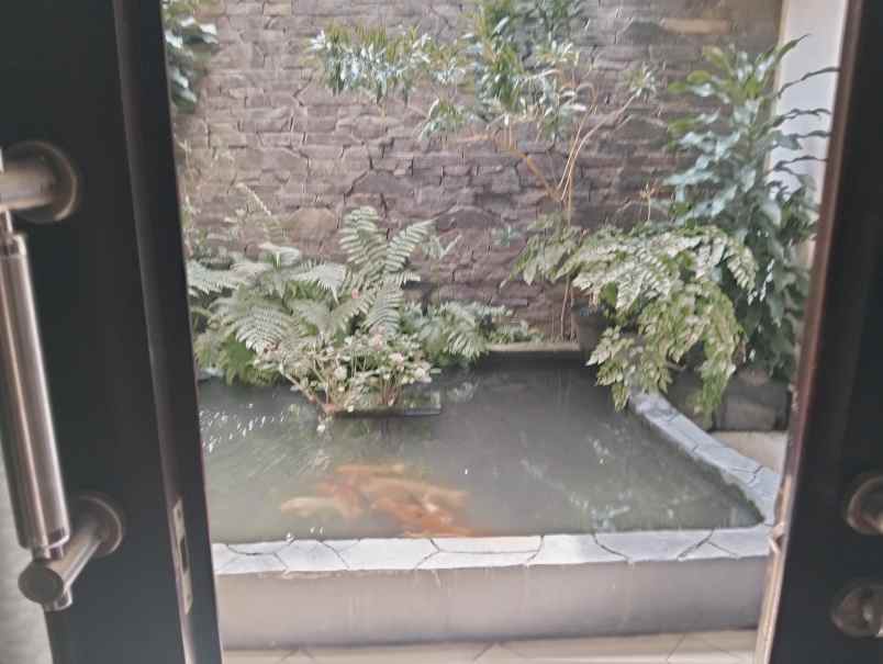 dijual rumah rajamantri