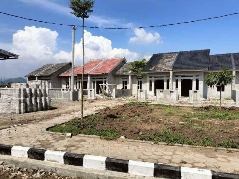 dijual rumah rancakasiat