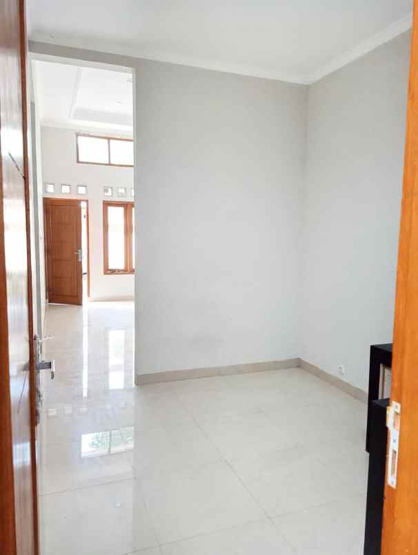 dijual rumah rangkapan jaya baru