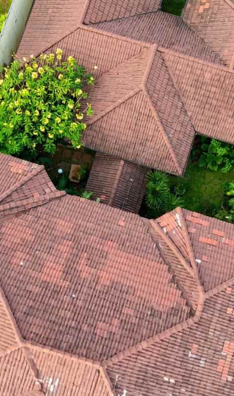 dijual rumah rasa private residence