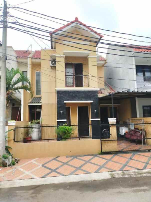 dijual rumah ratna jatibening bekasi kota