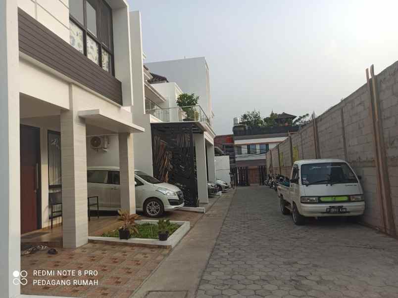 dijual rumah rawamangun jakarta timur