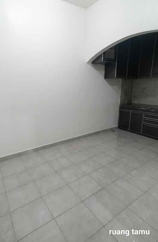 dijual rumah rempoa ciputat timur