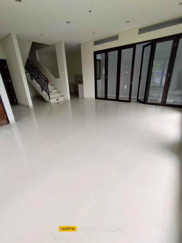 dijual rumah rengas ciputat tangerang