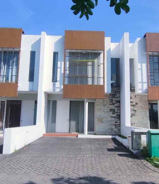 dijual rumah royal residence greenwich