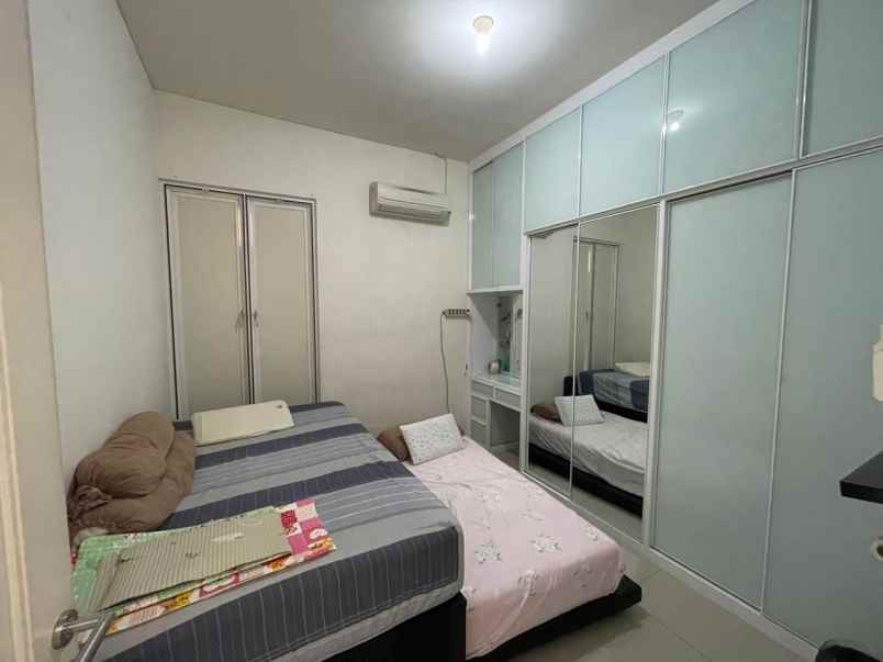 dijual rumah royal residence harewood