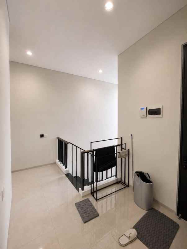 dijual rumah rumah citraland
