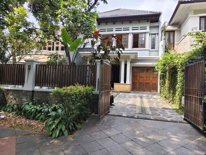 dijual rumah rumah menteng jakarta pusat