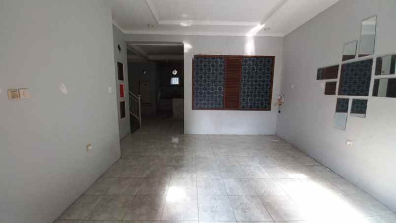 dijual rumah rumah murah komplek puri