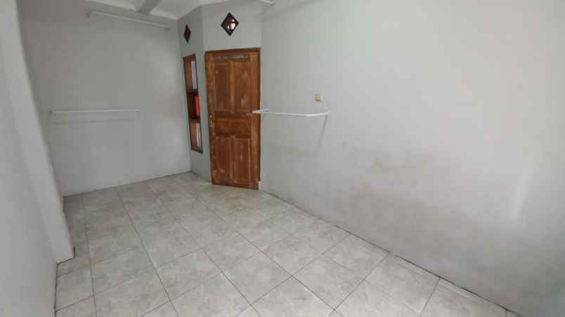 dijual rumah rumah murah komplek puri