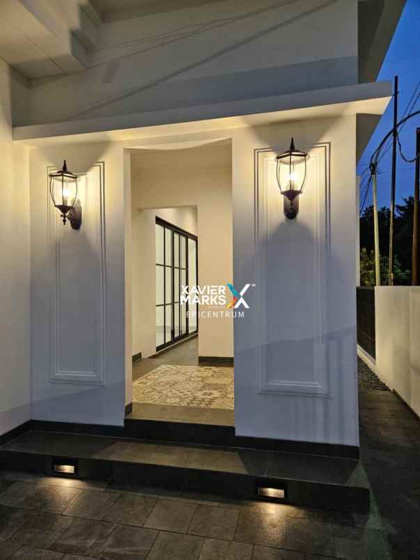 dijual rumah rungkut asri