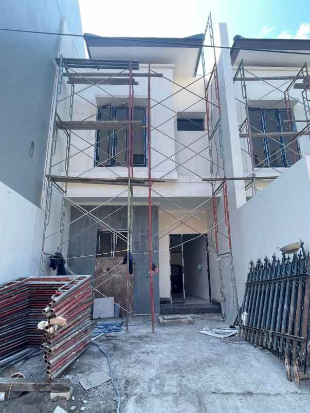 dijual rumah rungkut harapan