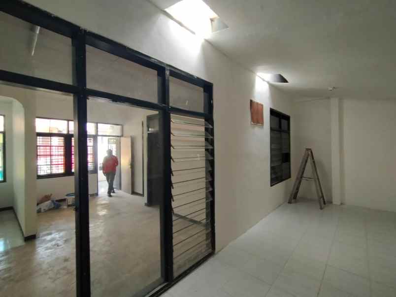 dijual rumah rungkut mapan