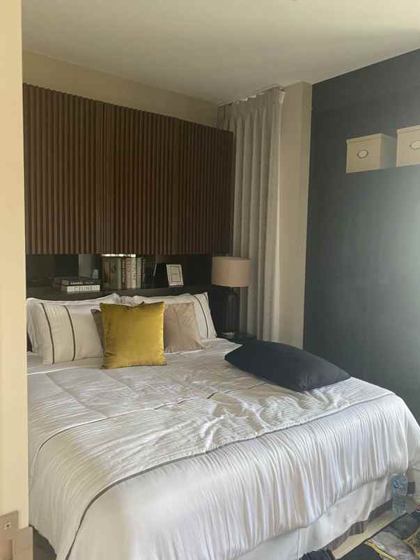 dijual rumah sambiroto