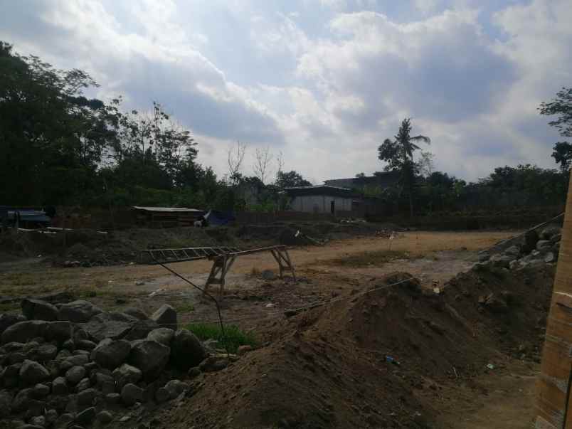 dijual rumah sardonoharjo ngaglik