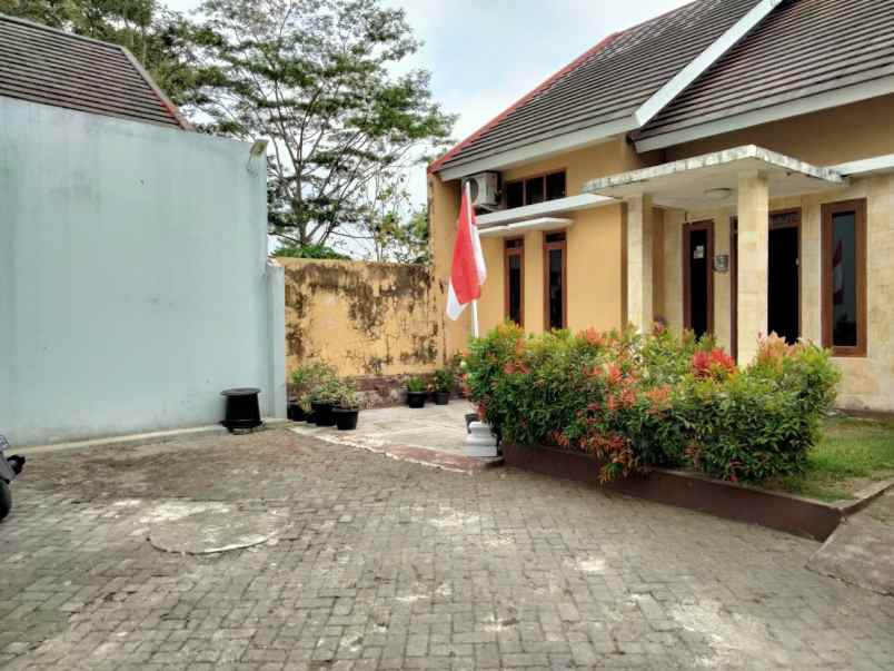 dijual rumah sardonoharjo ngaglik