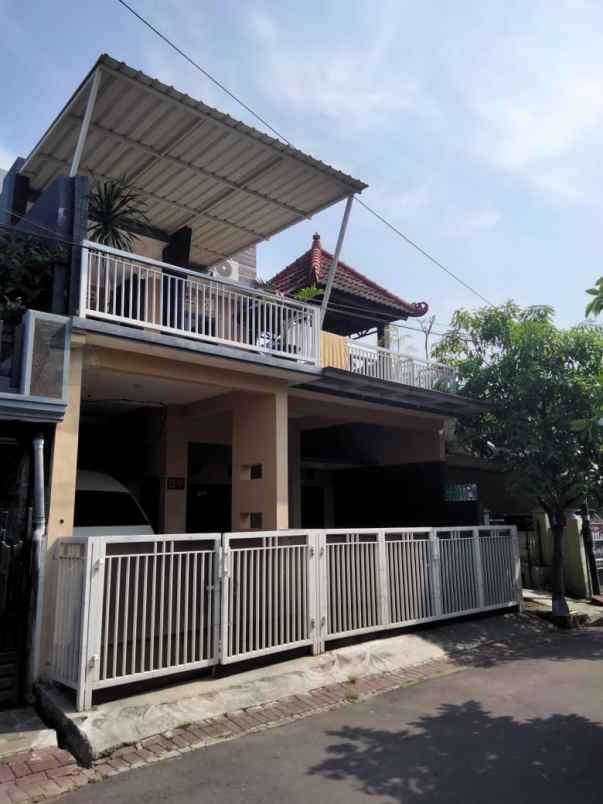 dijual rumah sawojajar