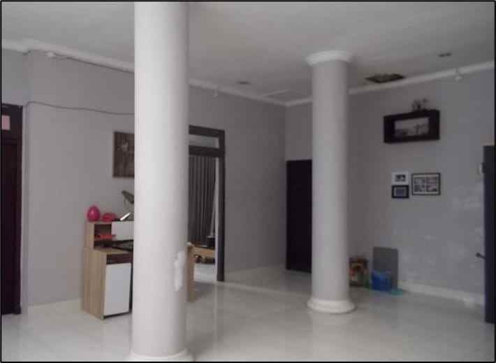 dijual rumah second cantik ambarketawang