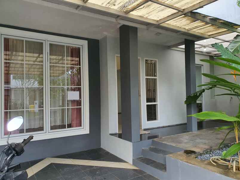 dijual rumah sektor 9 bintaro jaya
