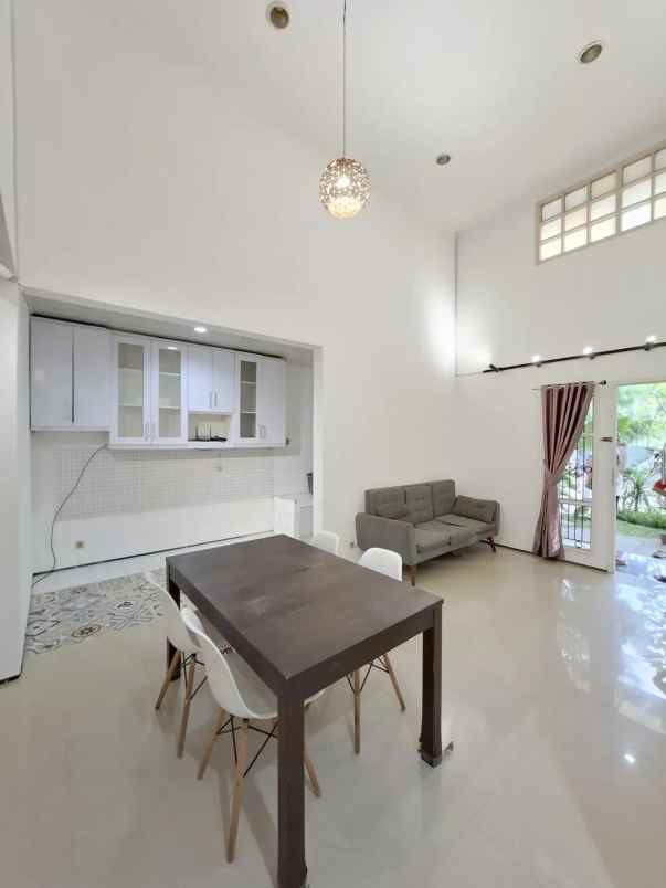 dijual rumah sektor 9 bintaro jaya