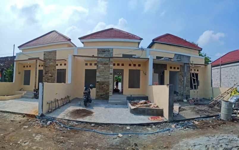 dijual rumah semarang timur