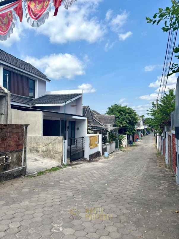 dijual rumah sendangtirto berbah sleman