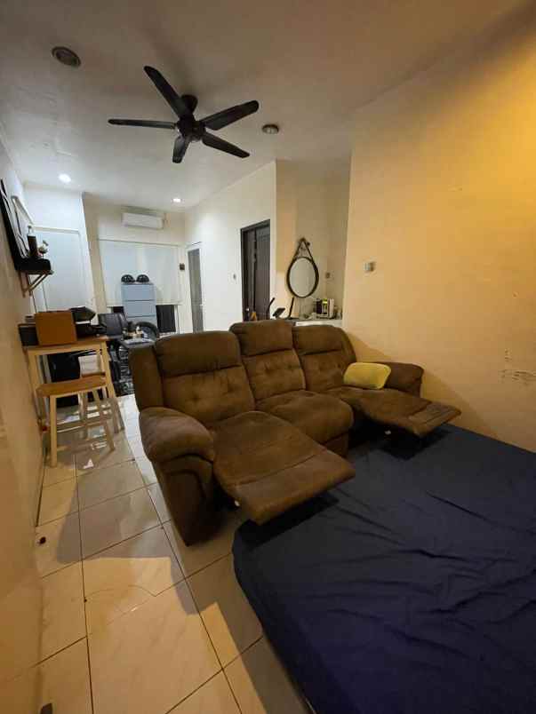 dijual rumah serpong park