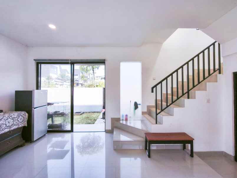 dijual rumah shilia sawangan depok jawa barat