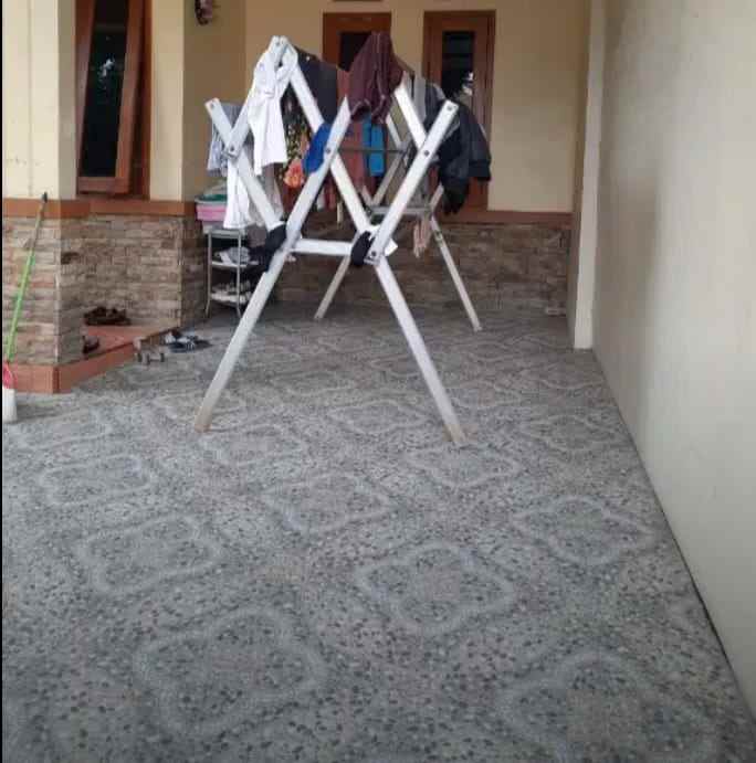 dijual rumah siap huni