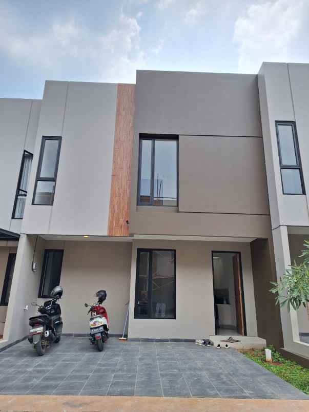 dijual rumah sip 544